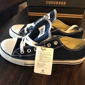 NIB Chuck Taylor All Star Low Top Navy M8 / W10.5